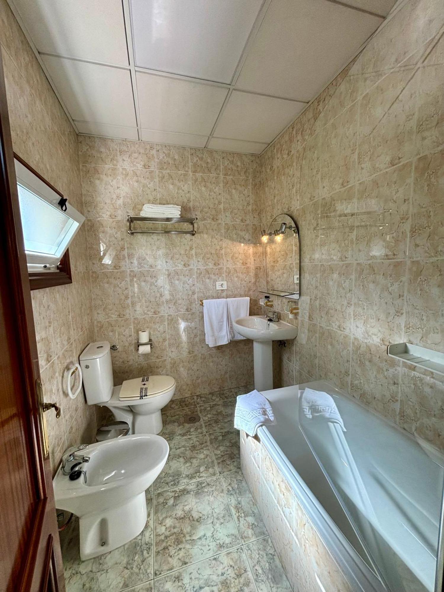 Hotel Vasco Da Gama Sabaris Buitenkant foto